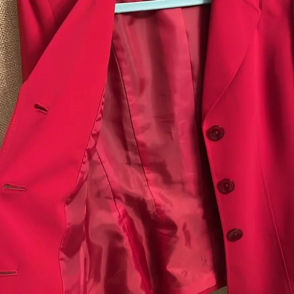 Women’s Evan Picone Vintage 2 piece skirt suit. Red. Size 14 - Picture 9 of 14